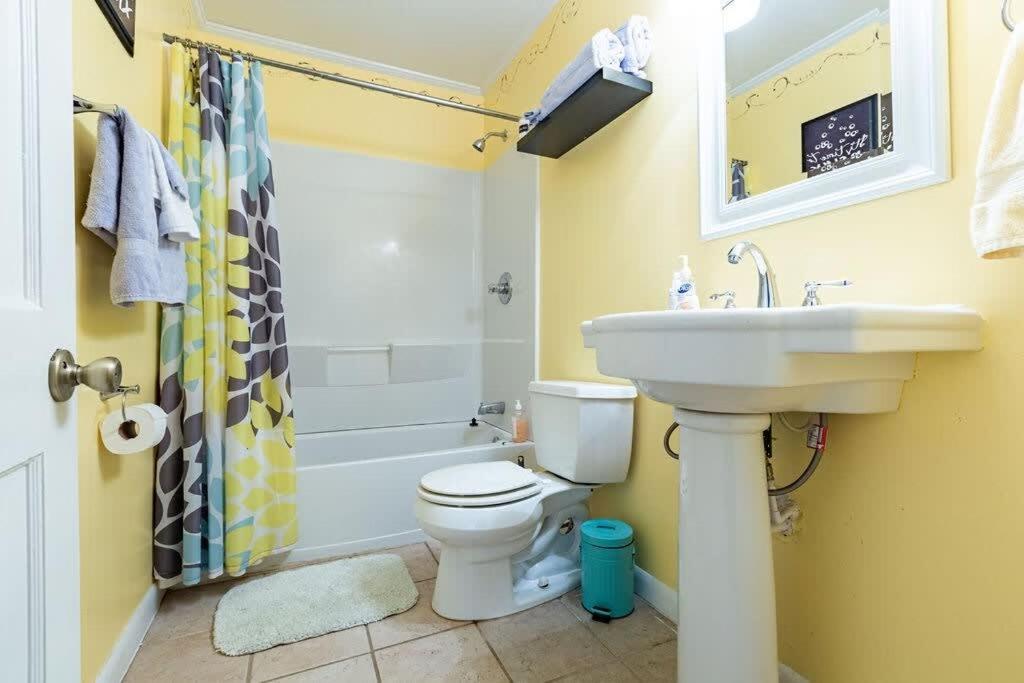 Charming 3-Bedroom Home In Rossville, Ga - Family Retreat Bagian luar foto